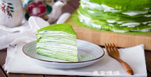 Cách làm bánh crepe trà xanh đơn giản tại nhà cho bạn